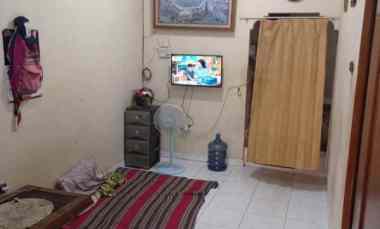 Dijual Cepat Rumah dan Kontrakan 2 Pintu di Tanah Kusir