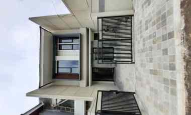 Rumah Baru Harga Murah di Darmo Permai dekat Mayjend Sungkono