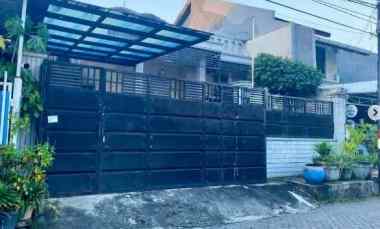 Rumah 1 Lantai Minimalis Strategis One Gate System Darmo Satelit Timur