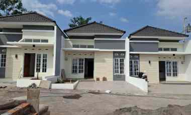 Rumah Dijual di Dawung Pudakpayung