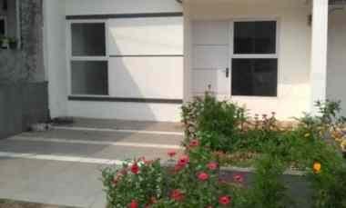 Rumah Free Biaya-all in Full Bata Merah Akses 2 Mobil di Mustika Jaya