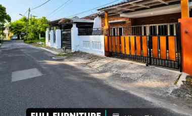 Rumah Tepi Aspal Furniture di Umbulharjo, Kota Jogja 600 Terminal