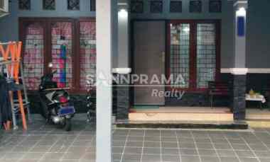 dijual rumah dekat tol limo kota depok