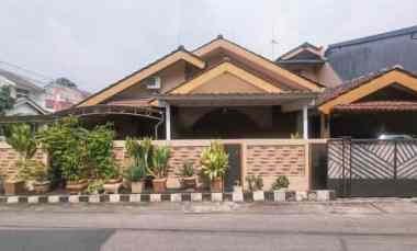 Dijual Rumah Sangat Strategis Delta Pekayon Bekasi Selatan