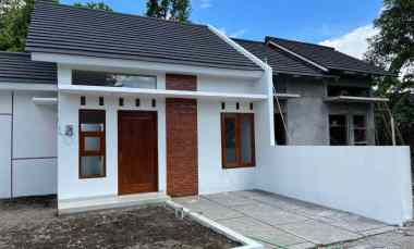 Dijual Rumah Desain Modern di Kalasan