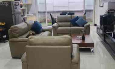 Dharmahusada Indah, Tinggal Bawa Koper, Row Jln 2 Mobil, Sirkulasi Udara