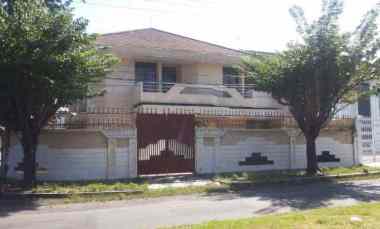 Rumah Dharmahusada Indah Lokasi Ramai dekat Galaxy Mall, Kertajaya, Ma