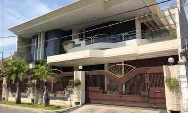 Rumah Dharmahusada Indah Mewah Strategis Siap Huni Bagus Istimewa