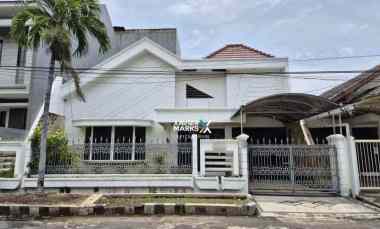 Rumah Dharmahusada Indah dekat GM dan Kampus Unair Harga Menarik