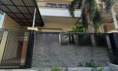 Rumah Dharmahusada Mas Surabaya Row Jalan 4 Mobil Masih Terawat