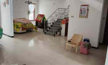 Rumah Dharmahusada Mas Mulyosari dekat Galaxy Mall Code FRD