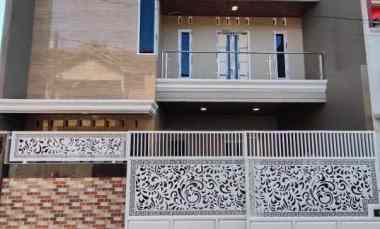 Dijual Rumah di Baturan Solo