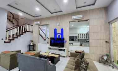 dijual rumah di jalan panglima nyak makam medan