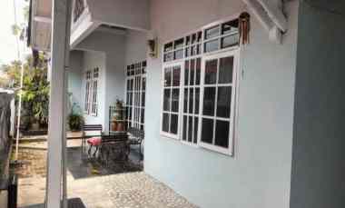 Dijual Rumah di jl.saturnus Utara Margahayu Raya