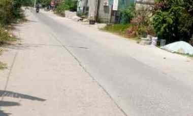 dijual rumah di lingkungan perumahan