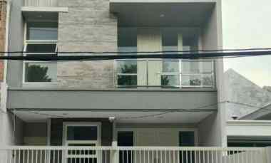 dijual rumah di manyar