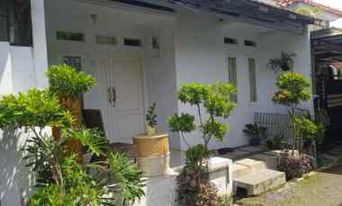 Rumah Dijual di Kemanteen