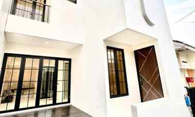 Rumah Dijual di Di Tasikmadu Regency.