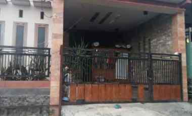 Dijual Rumah di jl Damun Beji Kota Batu No 26,Gg 5 Beji,Kec Junrejo