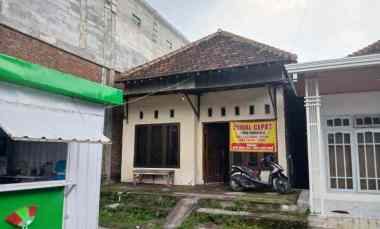 Dijual Rumah di jl Hj Nur RT 06 RW 02 Candi Sugihwaras Depan Alfamart