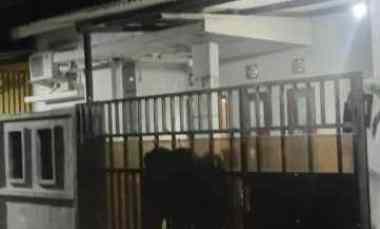 Dijual Rumah di Perumahan Puri Angkasa 3 Nomer 12 Gawanan, Colomadu