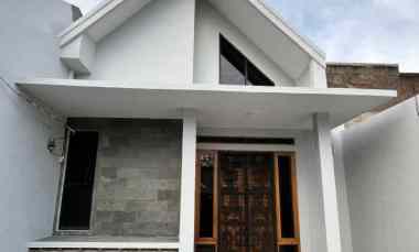 Rumah Siap Huni Scandinavian Style di Antapani Bandung Akses 2 Mobil