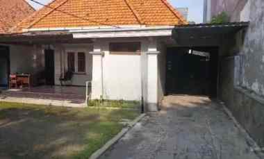 Rumah Hit Tanah, Diponegoro, Tunjungan Plaza, Embong Malang, Komersil