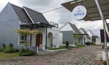 Hunian Bergaya Mediterania Pertama di Mojosari - Mojokerto