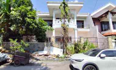 Dukuh Kupang Rumah Hitung Tanah Surat Shm dekat Sekolah Petra