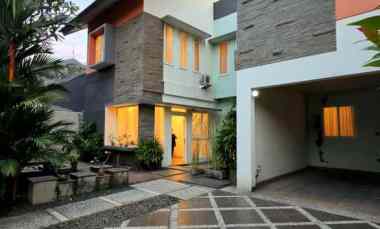 dijual rumah duren sawit
