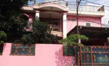 Jual Rumah Mewah Komplek dengan Private Pool di Duren Sawit, Jak Tim