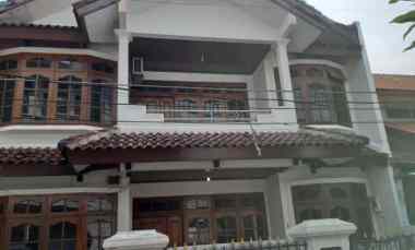 dijual rumah duren sawit klender