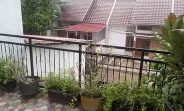 Rumah Second Besar dan Luas Warung Sembako di Arco Duren Seribu Depo