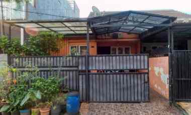 Dijual Rumah Strategis dekat Alam Sutera Graha Raya, Duta Bintaro