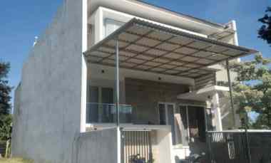 Rumah East Emerlad Mansion Citraland FULL FURNISH, GARASI, Carport