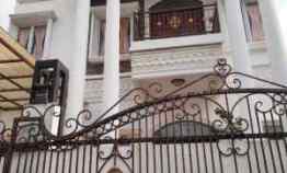 Dijual Rumah Full Furnish di Kelapa Gading Harga Nego