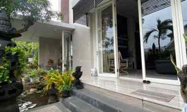 Rumah Mewah Araya Tahap 1 Semi Furnish Lokasi Strategis