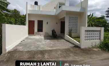 Rumah 2 Lantai Tepi Aspal di Gamping, Sleman 1 km ke Pasar Balecatur