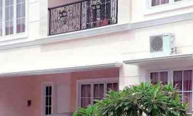 Rumah 2 Lantai di Cinere Depok Full Furnished dekat ke Tol Andara