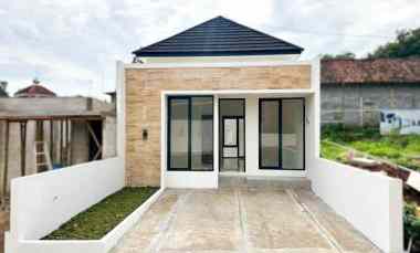 Rumah Nyaman Ungaran Kab Semarang dekat Gunung Pati DP 25Jt all in