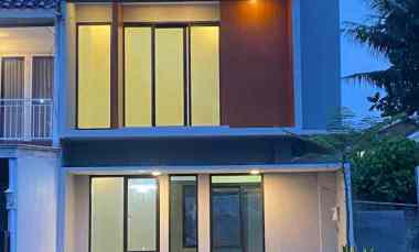 Rumah Tengah Kota Ungaran Kab Semarang dekat Exit Tol-Kampus