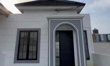 Rumah Murah Satu Lantai di Cluster Wolter Monginsidi Semarang