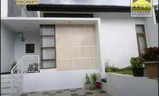 Jual Cepat Rumah Bangunan Thn 2021 Semi Furnished di Cijambe Girimekar