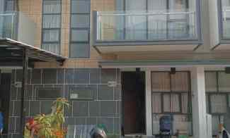 Rumah Cluster 2 Lantai di Golden City dekat Summarecon Bekasi Utara