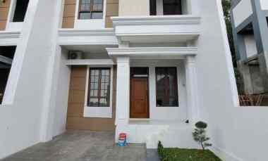 dijual rumah grafika