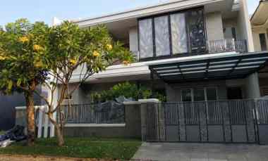 Jual Rumah Bagus Mewah Luas di Perum Graha Family Surabaya