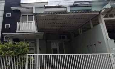 Rumah Dijual di Graha Gayungsari, Jl. Gayungsari, Gayungan, Kec. Gayungan, Surabaya Selatan, Jawa Timur