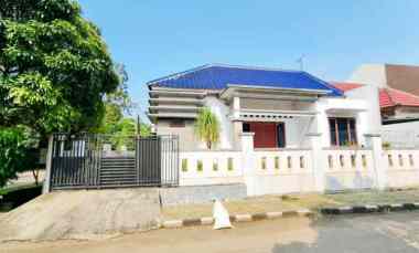 Rumah Hook Luas Cluster Graha Kalimas dekat Grand Wisata Tambun Bekasi