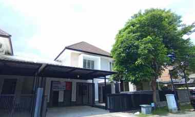 dijual rumah graha natura