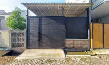 Dijual Rumah Bagus Minimalist Strategis Graha Sukolilo Regency